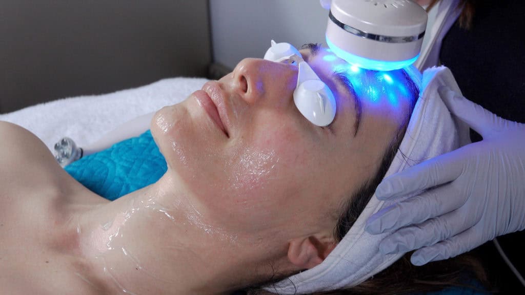 LED Facials: What is the benefit of Light Therapy? Do they really work?